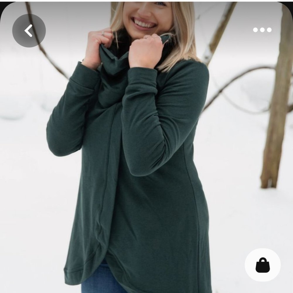 Elegant Green Women's Top